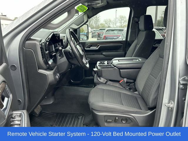 Used 2025 Chevrolet Silverado 2500 LT w/ Convenience Package image 17