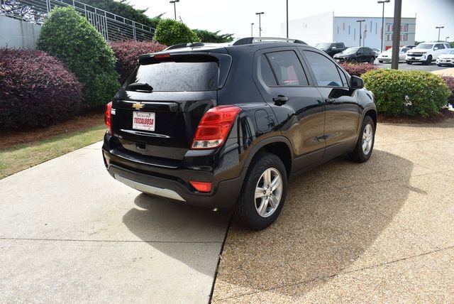 Used 2022 Chevrolet Trax LT w/ LT Convenience Package AWD/4WD image 10