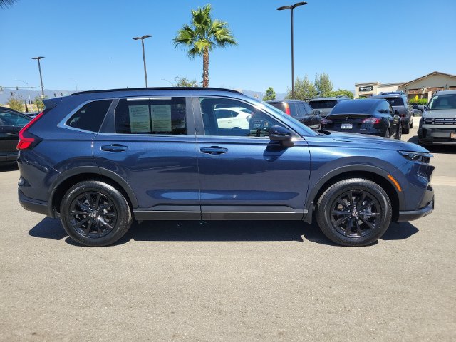 Used 2025 Honda CR-V Sport image 32