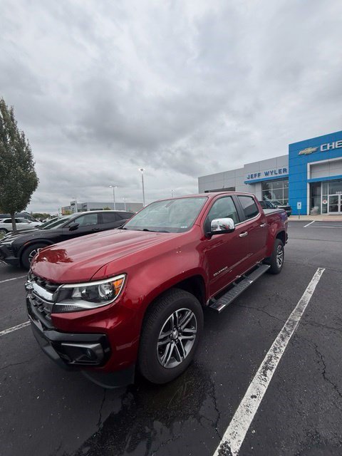 Used 2021 Chevrolet Colorado LT w/ LT Convenience Package AWD/4WD image 13