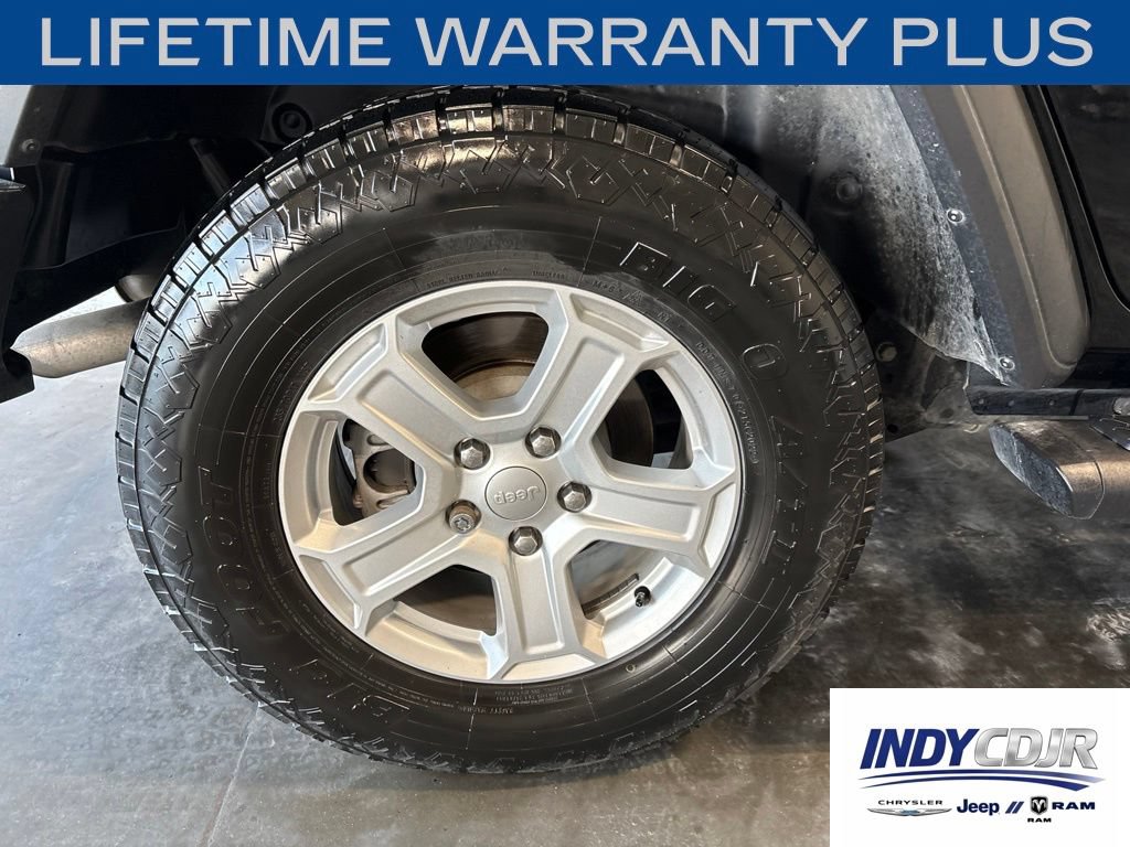 Used 2018 Jeep Wrangler Unlimited Sport S AWD/4WD image 12