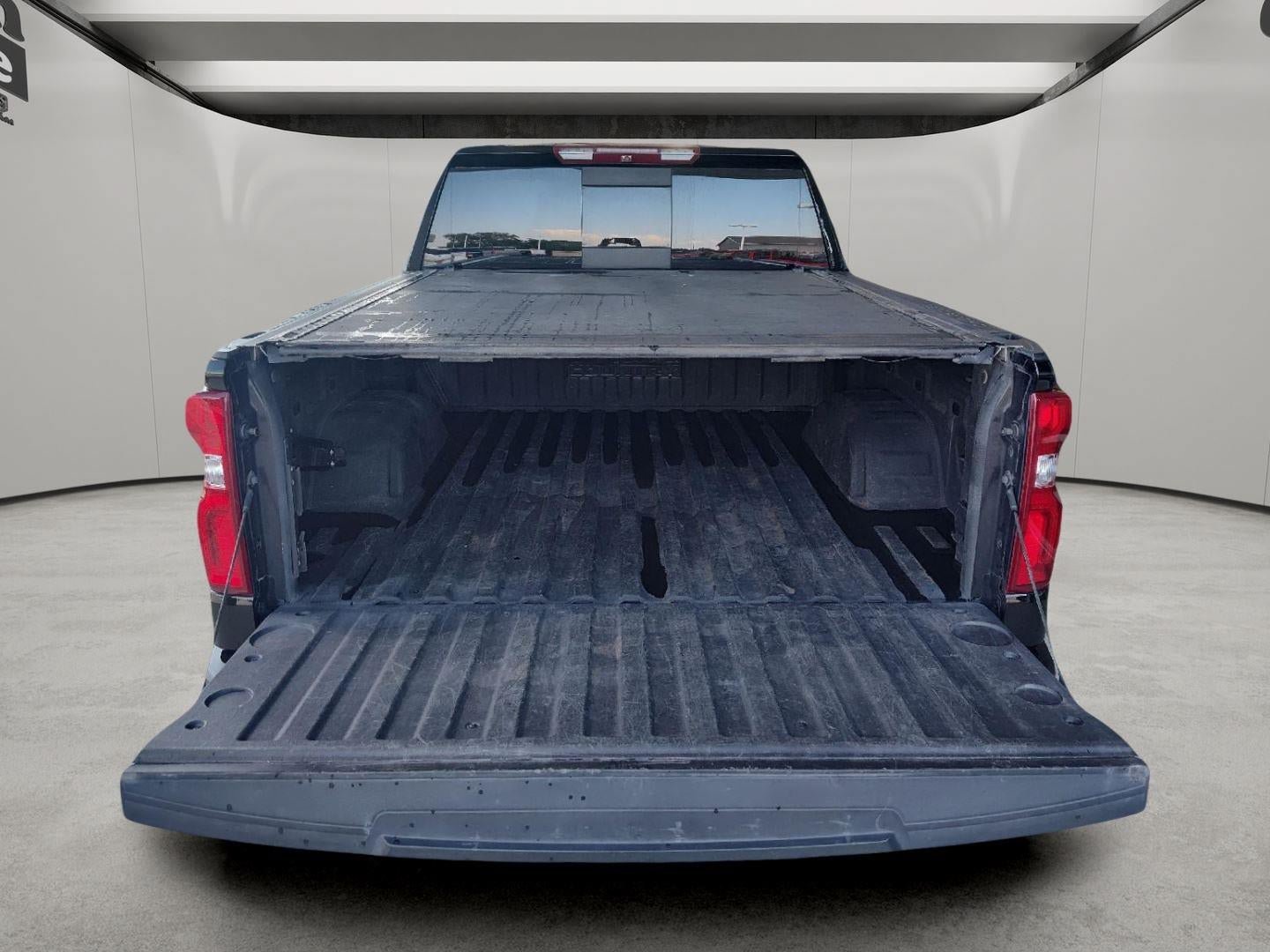 Used 2019 Chevrolet Silverado 1500 High Country w/ Technology Package AWD/4WD image 8