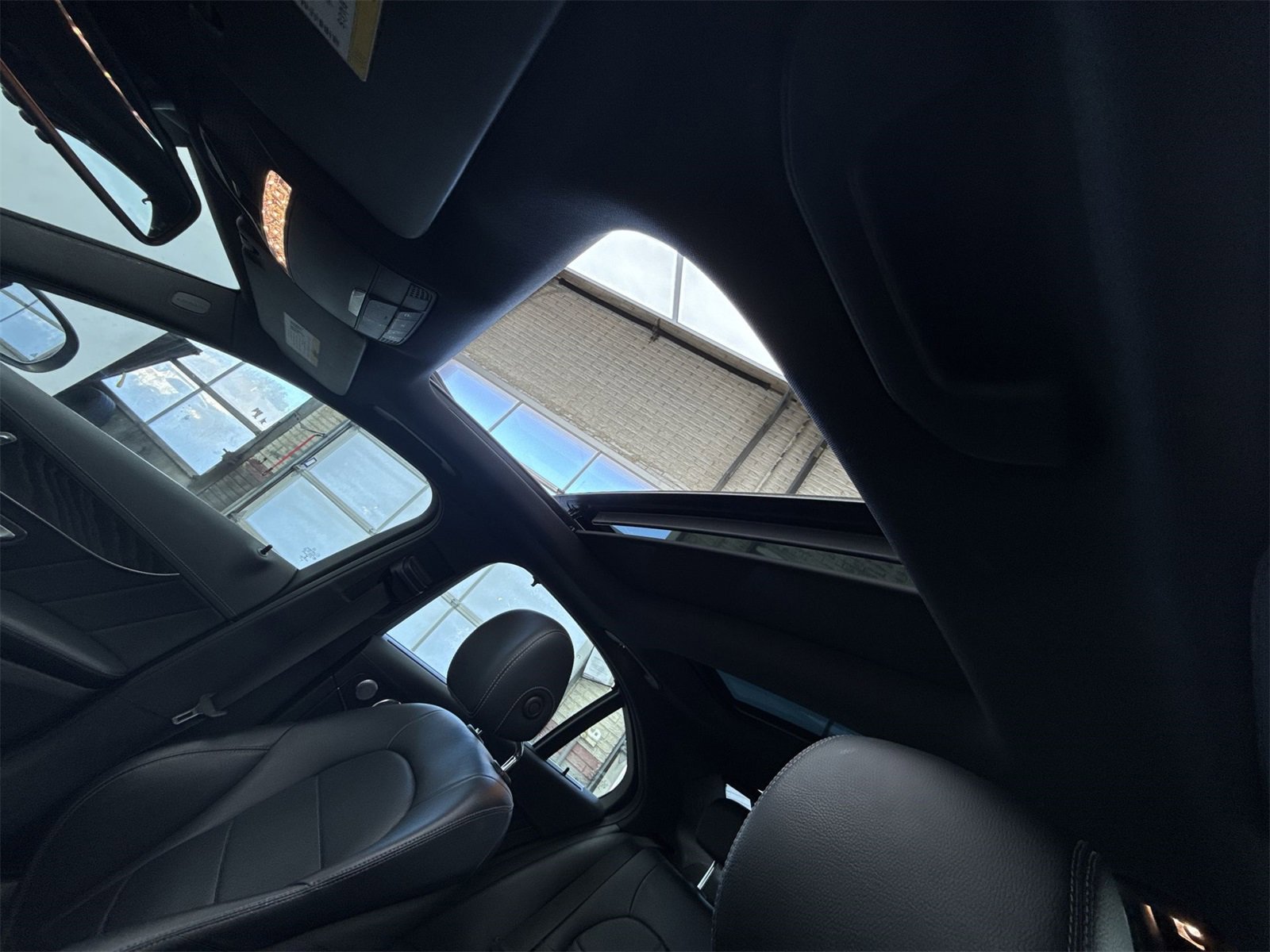 Used 2015 Mercedes-Benz C 400 4MATIC w/ Multimedia Package image 30