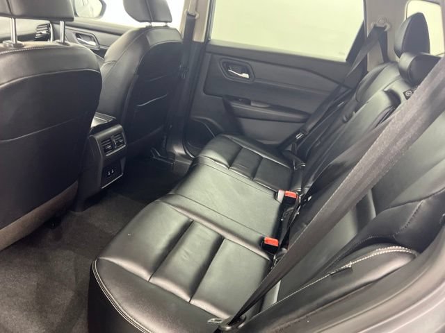 Used 2026 Nissan Rogue SL AWD/4WD image 11
