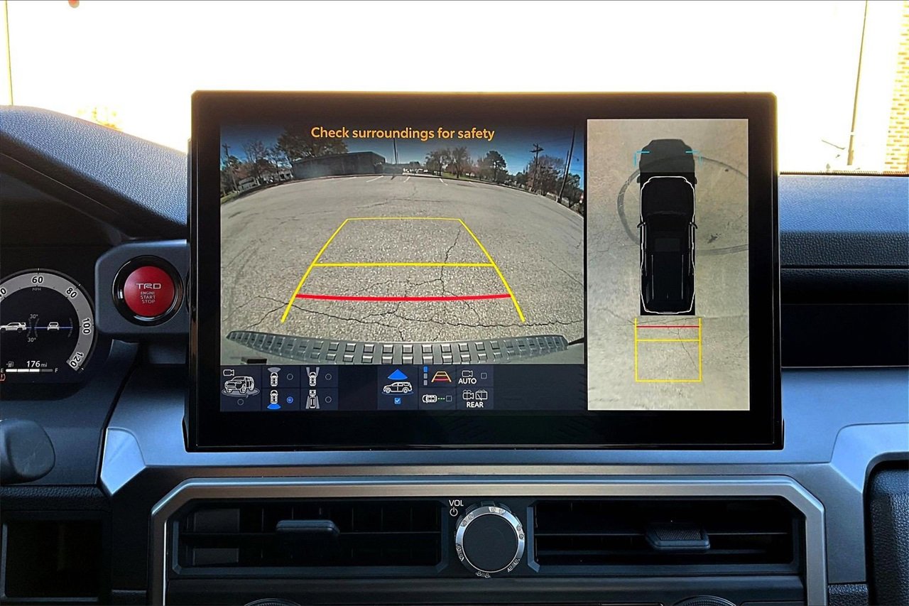 Used 2025 Toyota 4Runner TRD Sport image 12