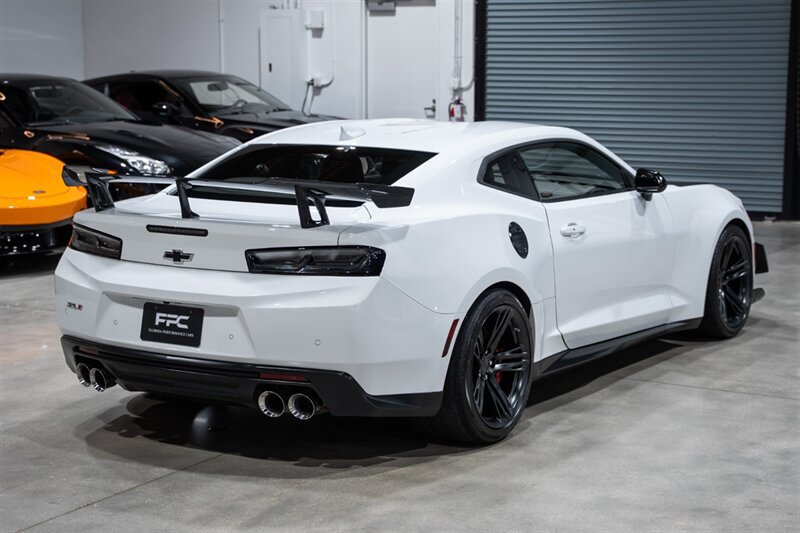 Used 2018 Chevrolet Camaro ZL1 RWD image 6