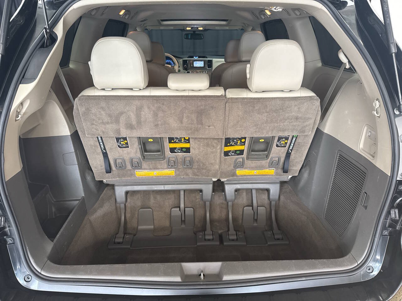 Used 2013 Toyota Sienna XLE AWD/4WD image 20