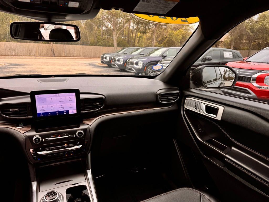 Used 2020 Ford Explorer Limited w/ Class III Trailer Tow Package image 28