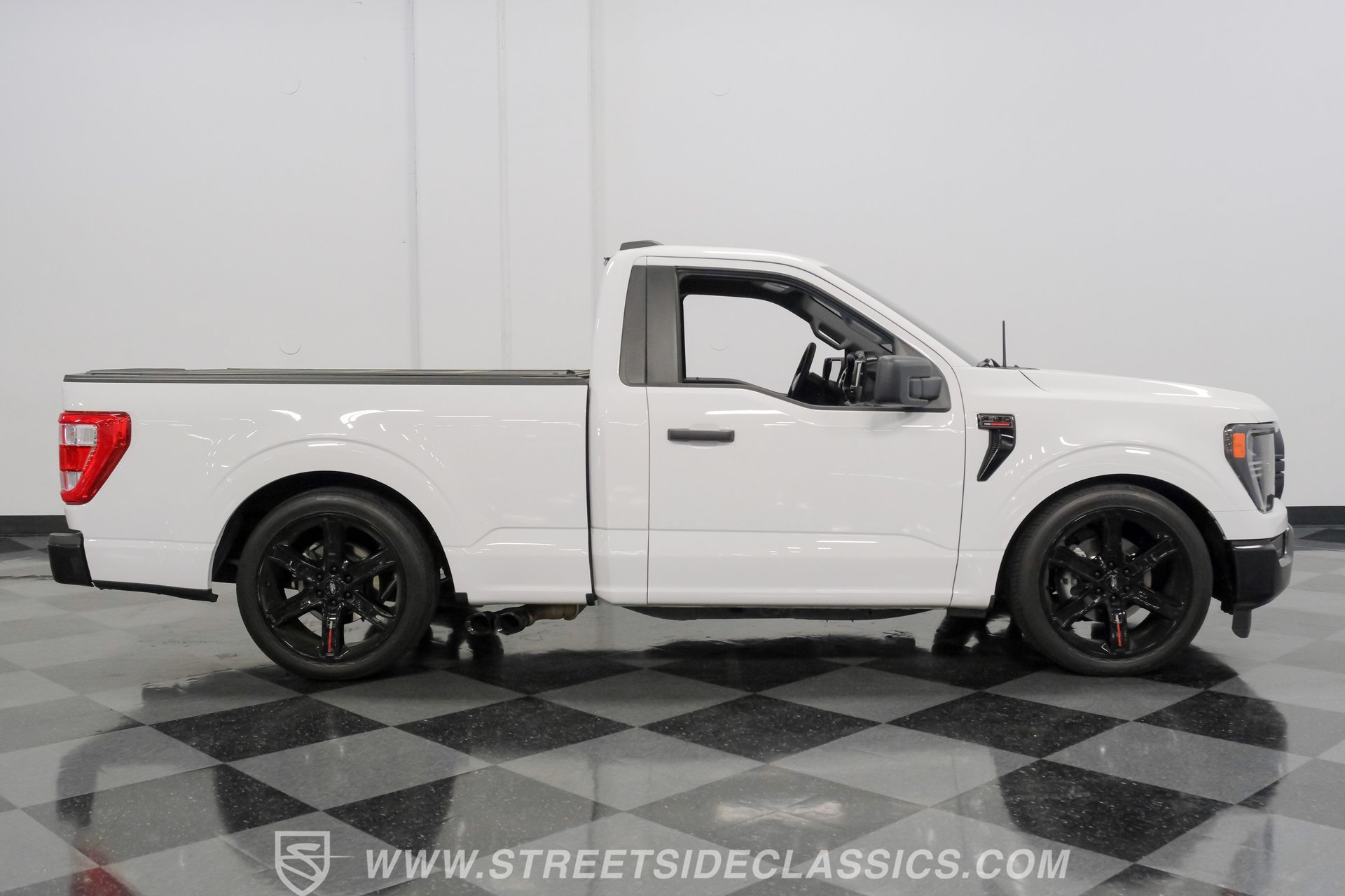 Used 2023 Ford F150 XL RWD image 13