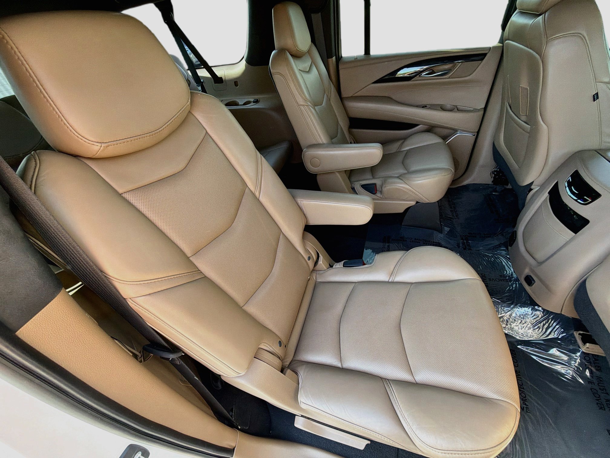 Used 2019 Cadillac Escalade ESV Platinum AWD/4WD image 31