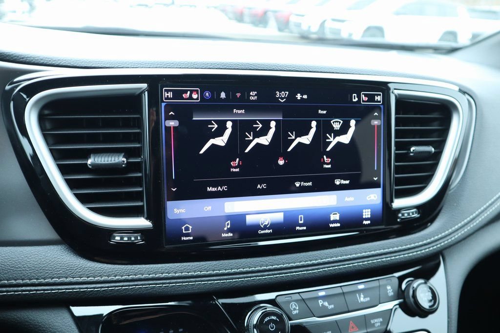 New 2026 Chrysler Pacifica Select FWD image 7