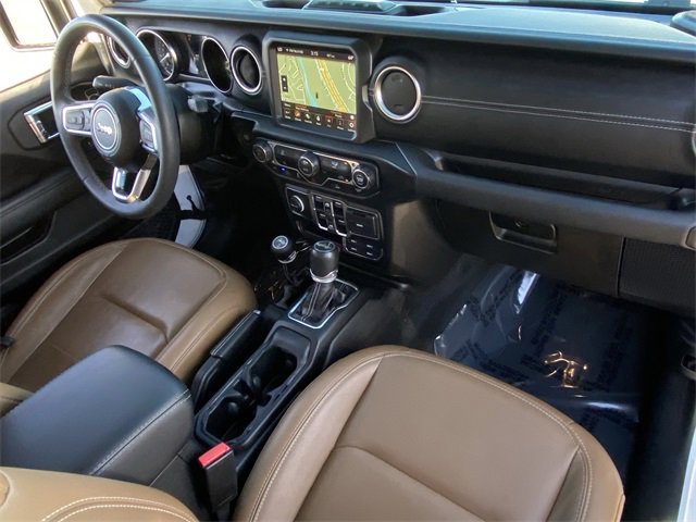 Used 2023 Jeep Wrangler Unlimited Sahara image 21