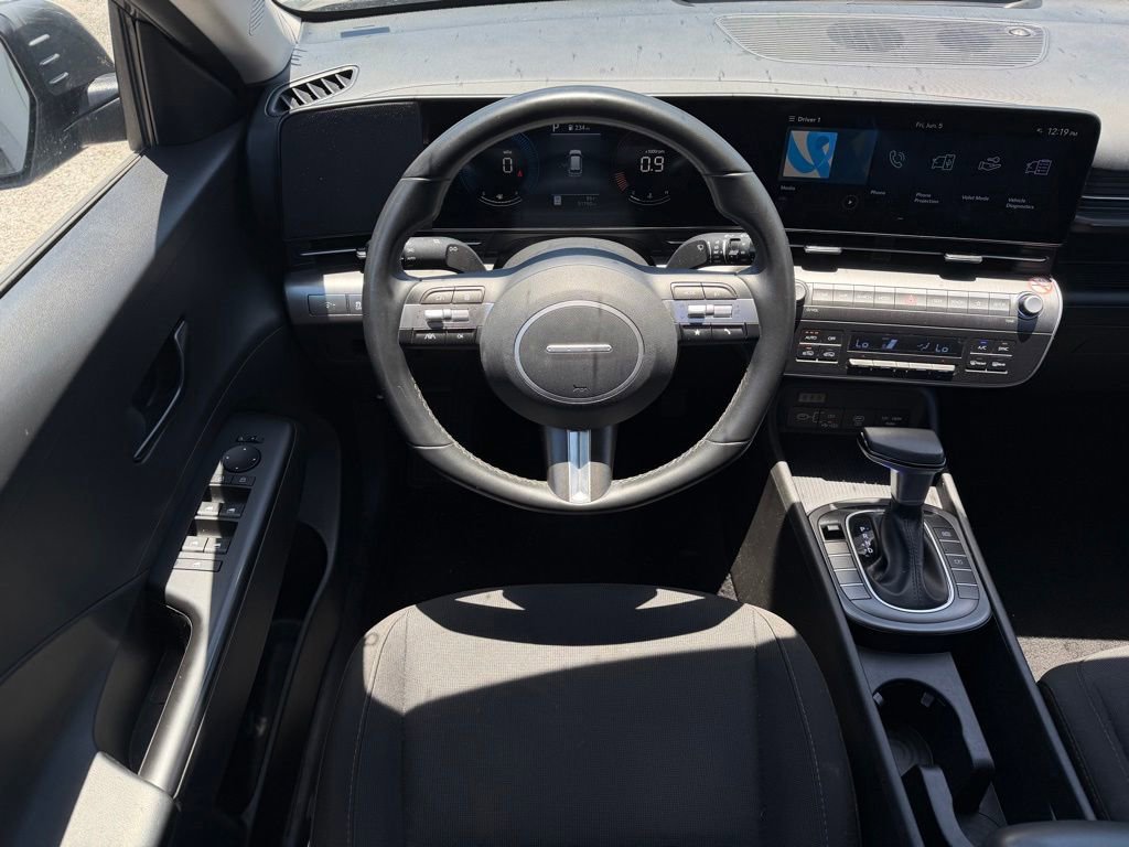 Used 2025 Hyundai Kona SEL AWD/4WD image 10