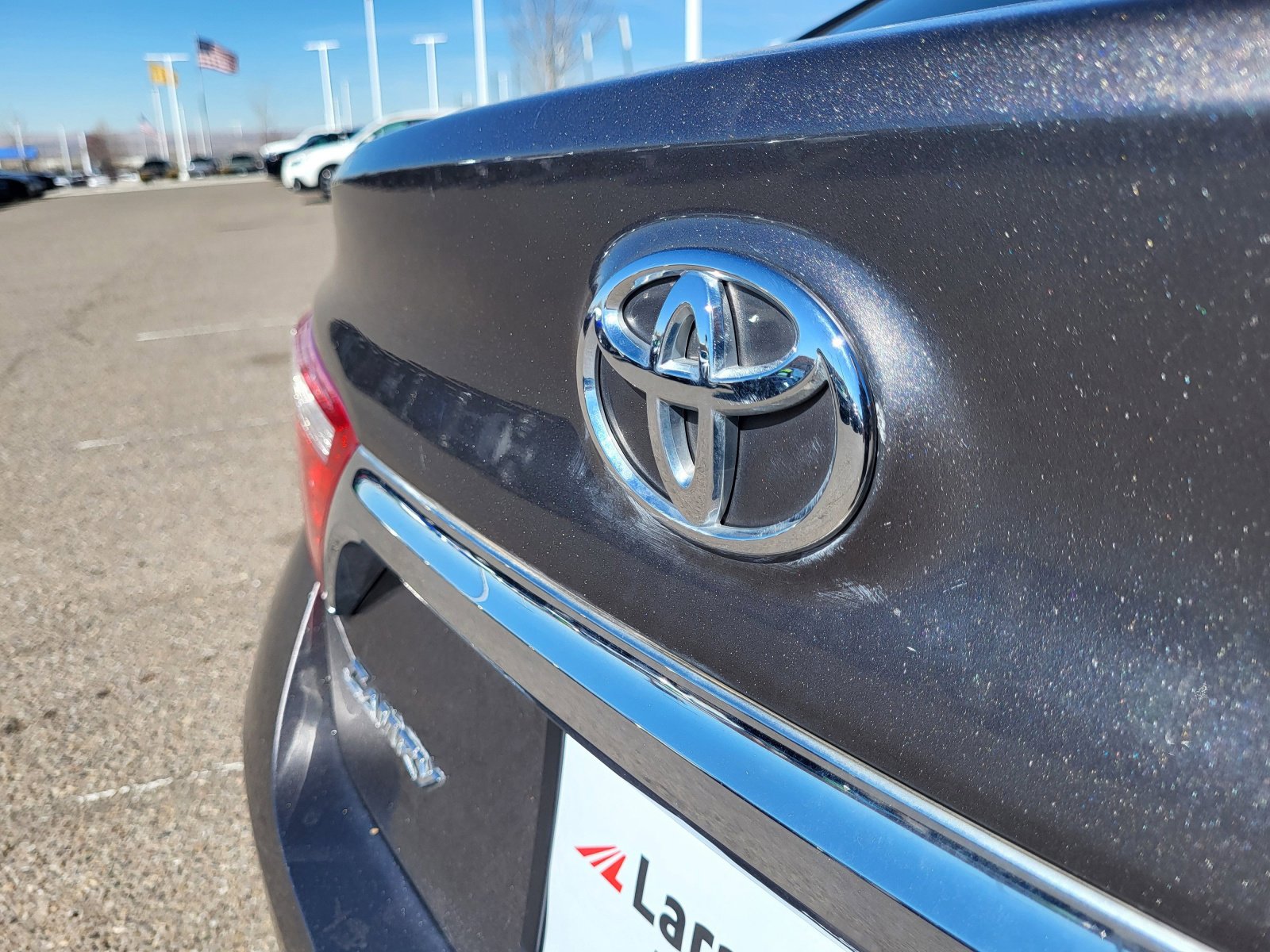 Used 2016 Toyota Camry LE image 22