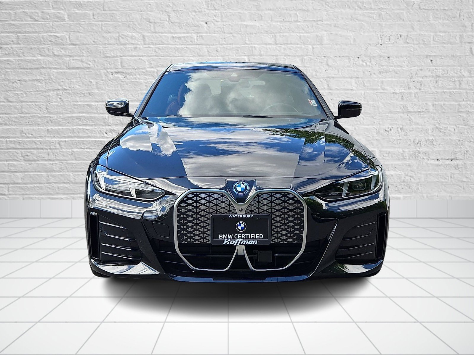 Used 2025 BMW i4 xDrive40i w/ M Sport Package AWD/4WD image 2