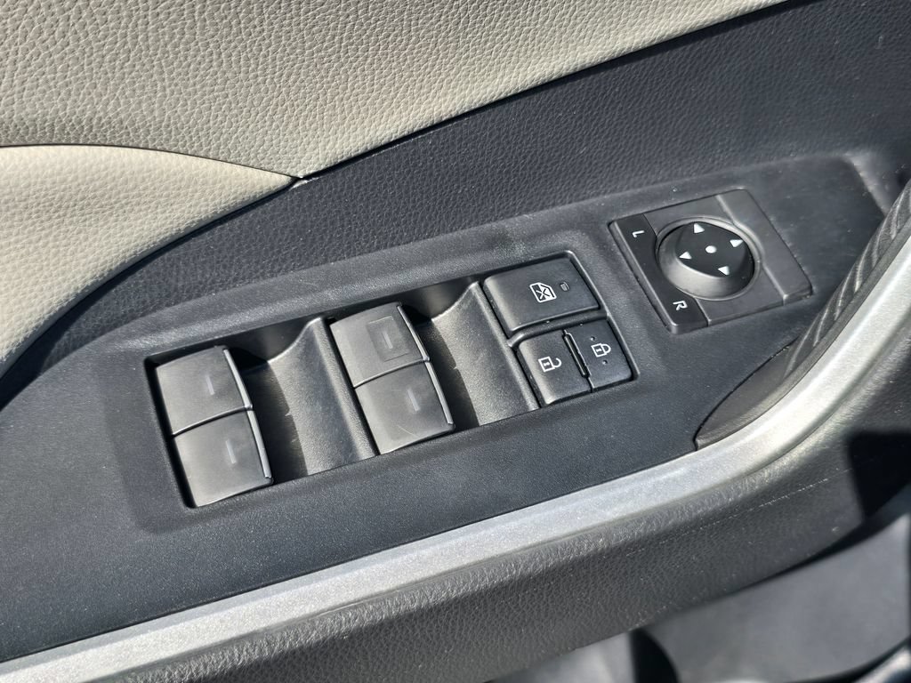 Certified 2022 Toyota RAV4 XLE w/ Convenience Package AWD/4WD image 26