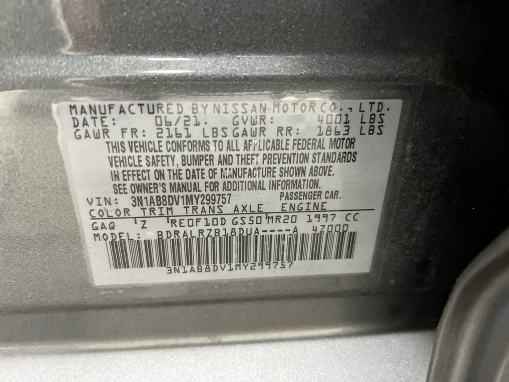 Used 2021 Nissan Sentra SR FWD image 27
