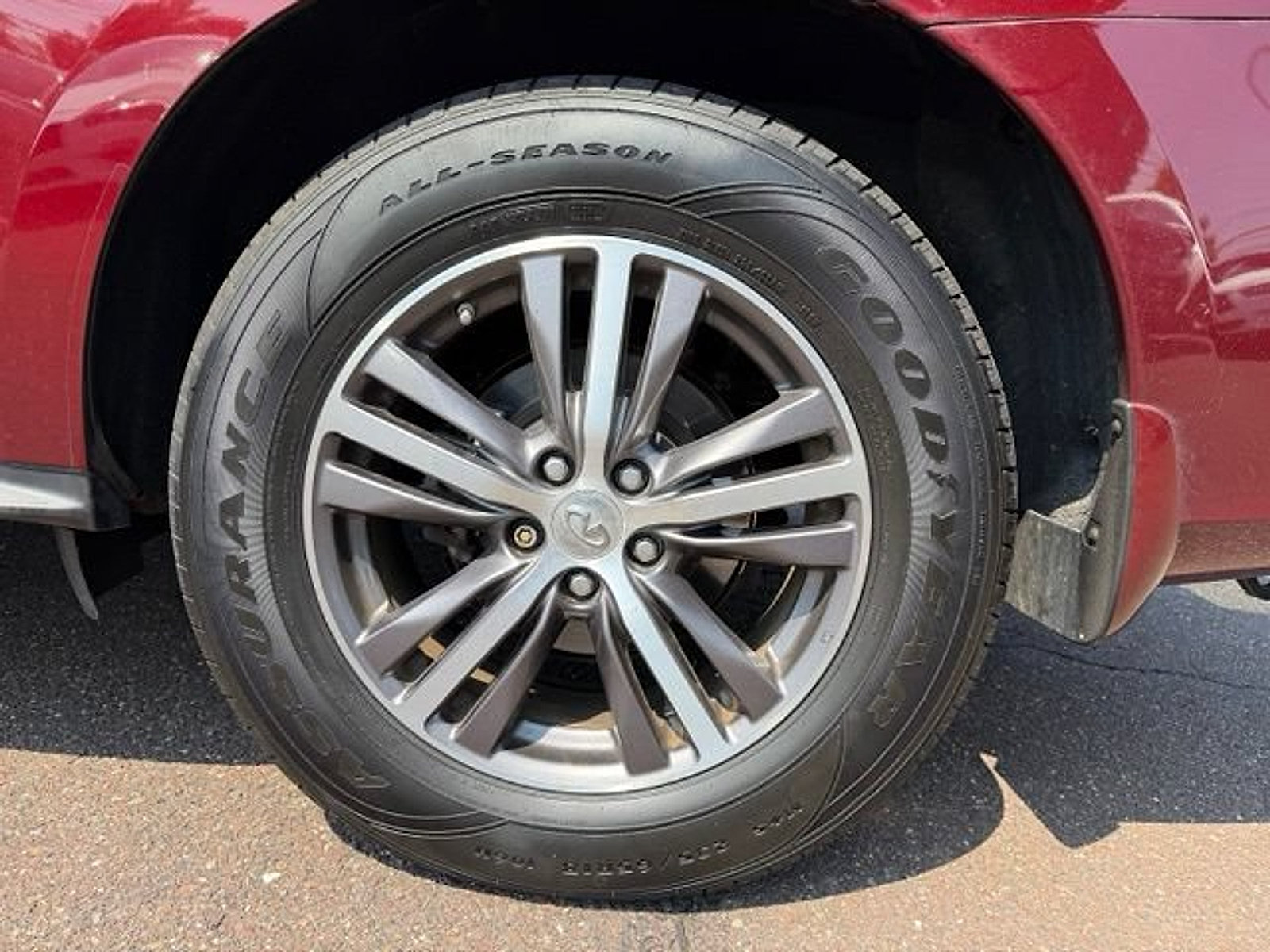 Used 2019 INFINITI QX60 Luxe w/ Essential Package AWD/4WD image 22