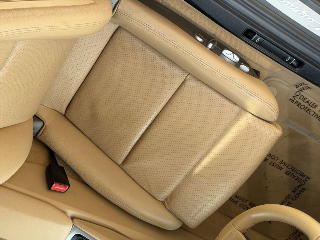 Used 2014 Porsche Cayman w/ Infotainment Package image 28