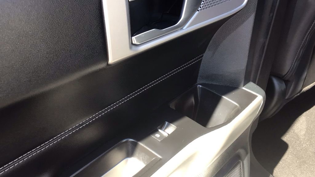 Certified 2022 Ford Explorer Limited w/ Equipment Group 301A image 16