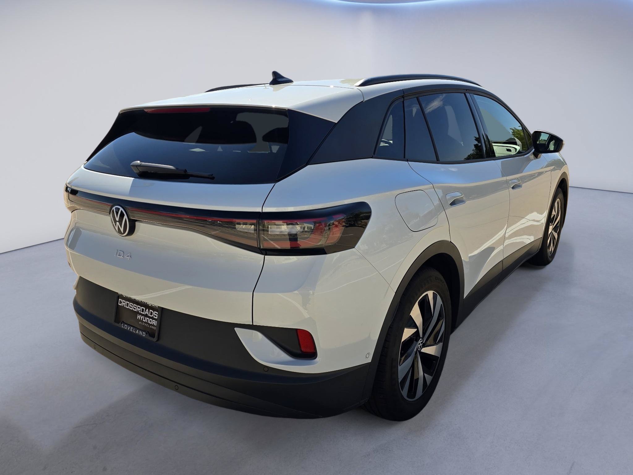 Used 2023 Volkswagen ID.4 2WD image 6