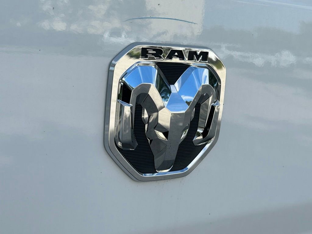 New 2025 RAM ProMaster 3500 w/ Crew Van Package image 23