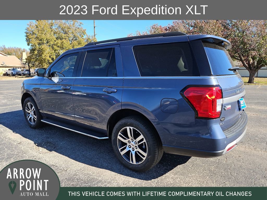 Used 2023 Ford Expedition XLT image 8