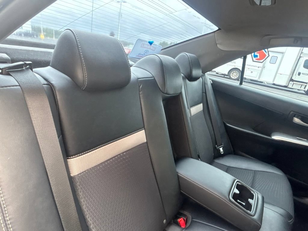 Used 2014 Toyota Camry SE FWD image 27