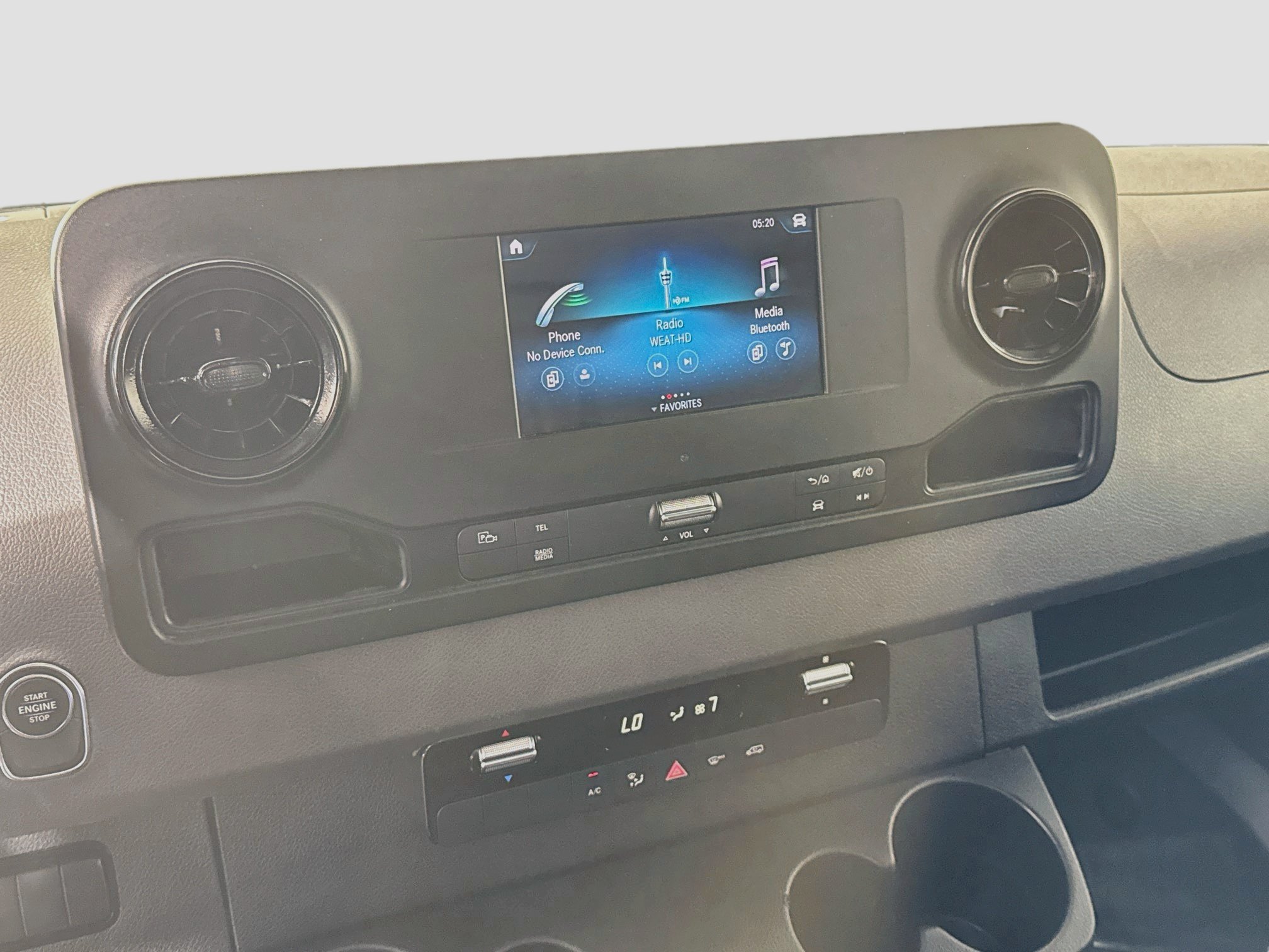 Used 2022 Mercedes-Benz Sprinter 1500 image 18