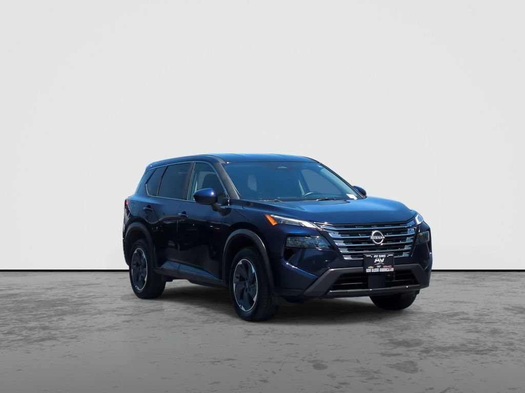 Used 2025 Nissan Rogue SV FWD image 2