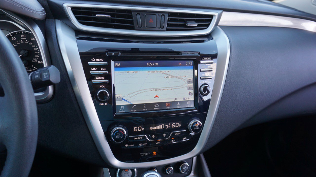 Used 2017 Nissan Murano Platinum w/ Platinum Technology Package image 16