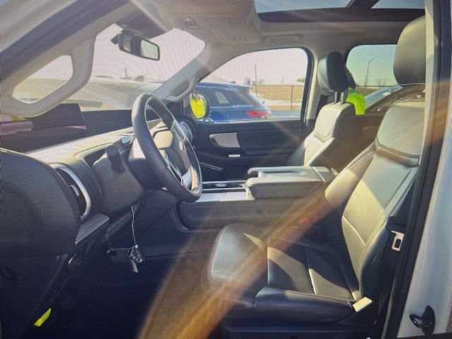 Used 2025 Ford Expedition Max Active image 8