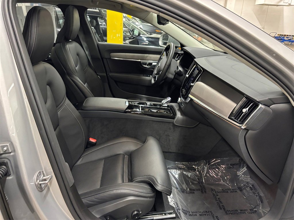 Certified 2024 Volvo S90 T8 Ultimate image 20