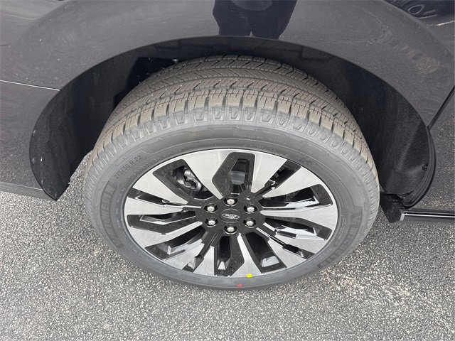 New 2025 Ford Expedition Max Platinum w/ Platinum Ultimate Package image 13