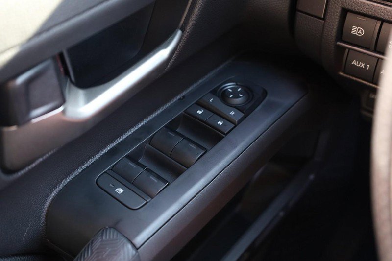 New 2025 Toyota Tacoma TRD Off-Road image 18