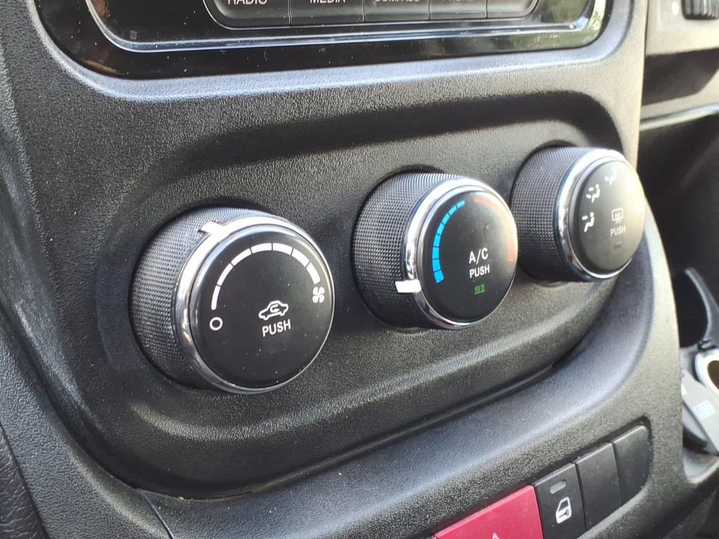 Used 2019 RAM ProMaster 2500 FWD image 20