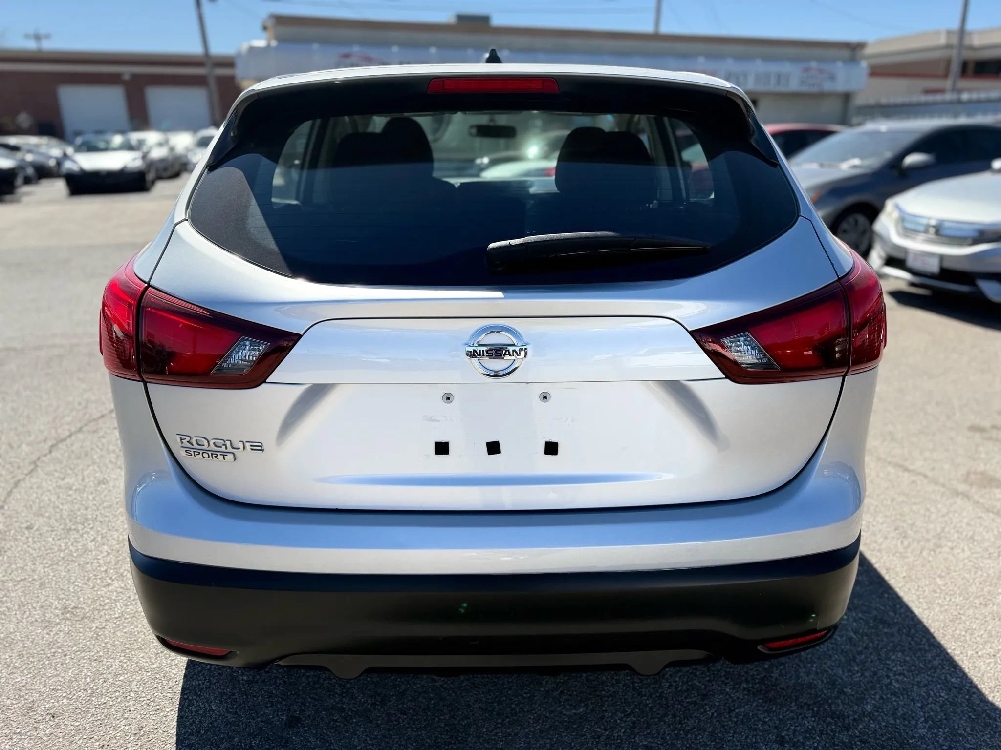 Used 2018 Nissan Rogue Sport S FWD image 4