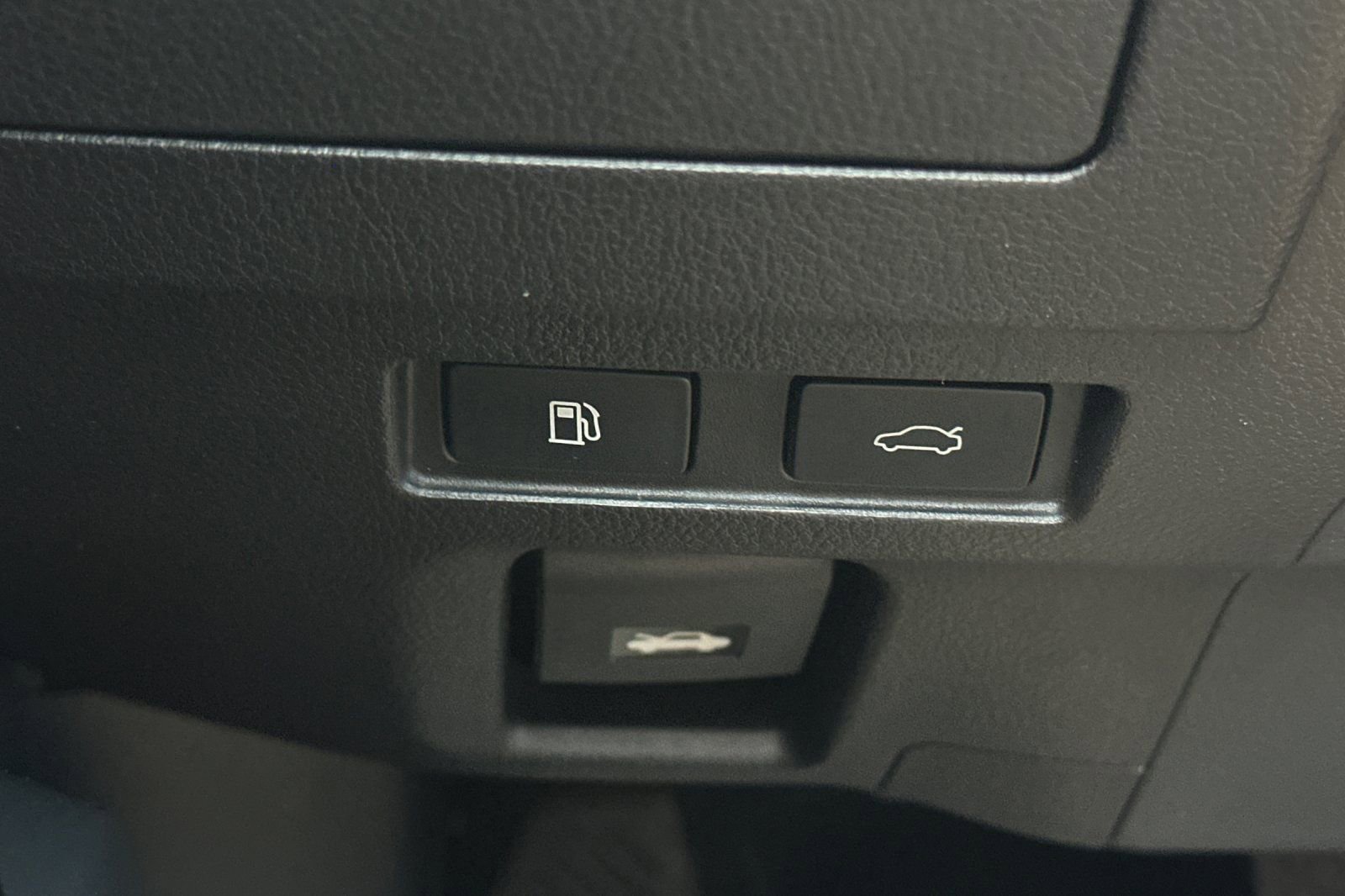 Used 2024 Lexus ES 350 w/ Accessory Package (Z2) image 34