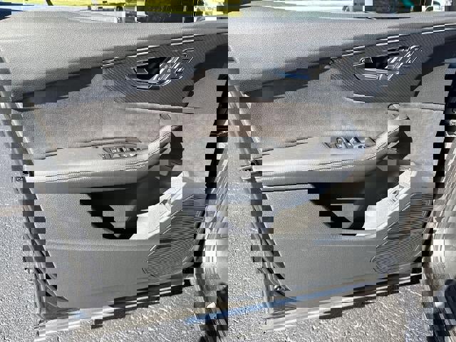 Used 2025 Audi SQ7 Prestige image 23