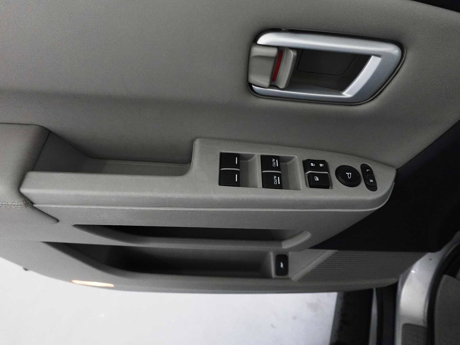 Used 2015 Honda Pilot EX-L image 11