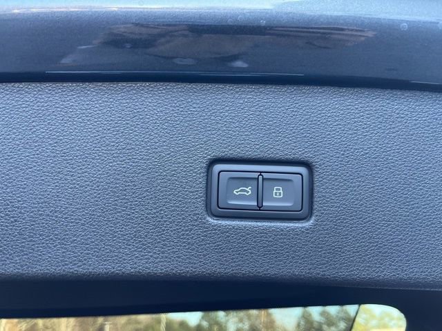 New 2026 Audi Q8 Prestige image 31