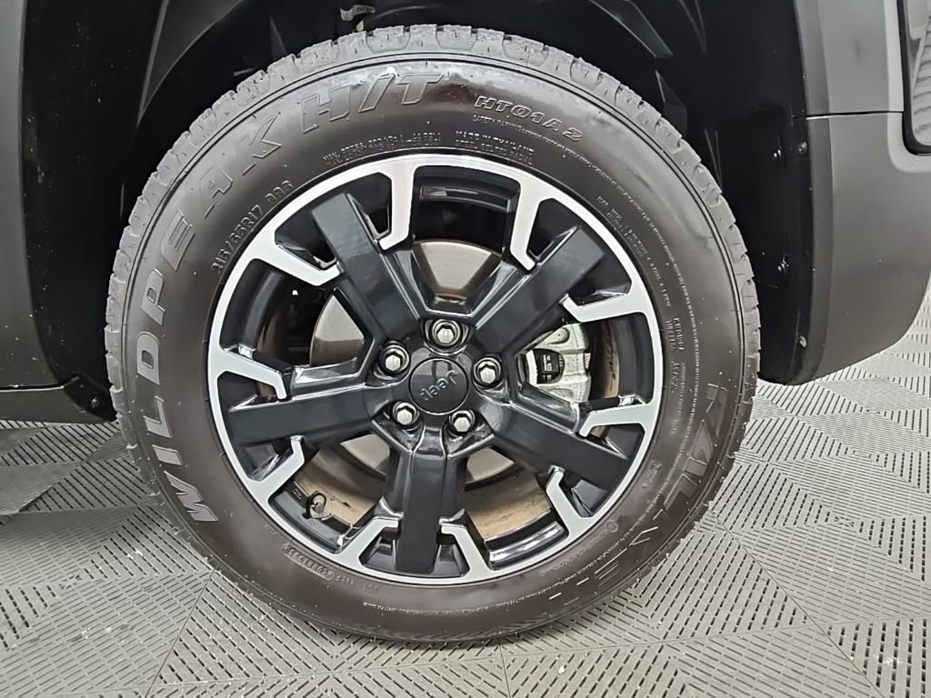 Used 2023 Jeep Renegade Trailhawk w/ Trailhawk Elite Group image 45