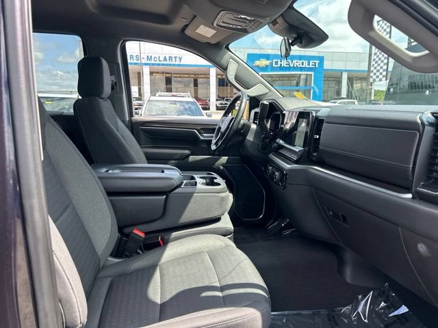 Used 2022 Chevrolet Silverado 1500 LT AWD/4WD image 32
