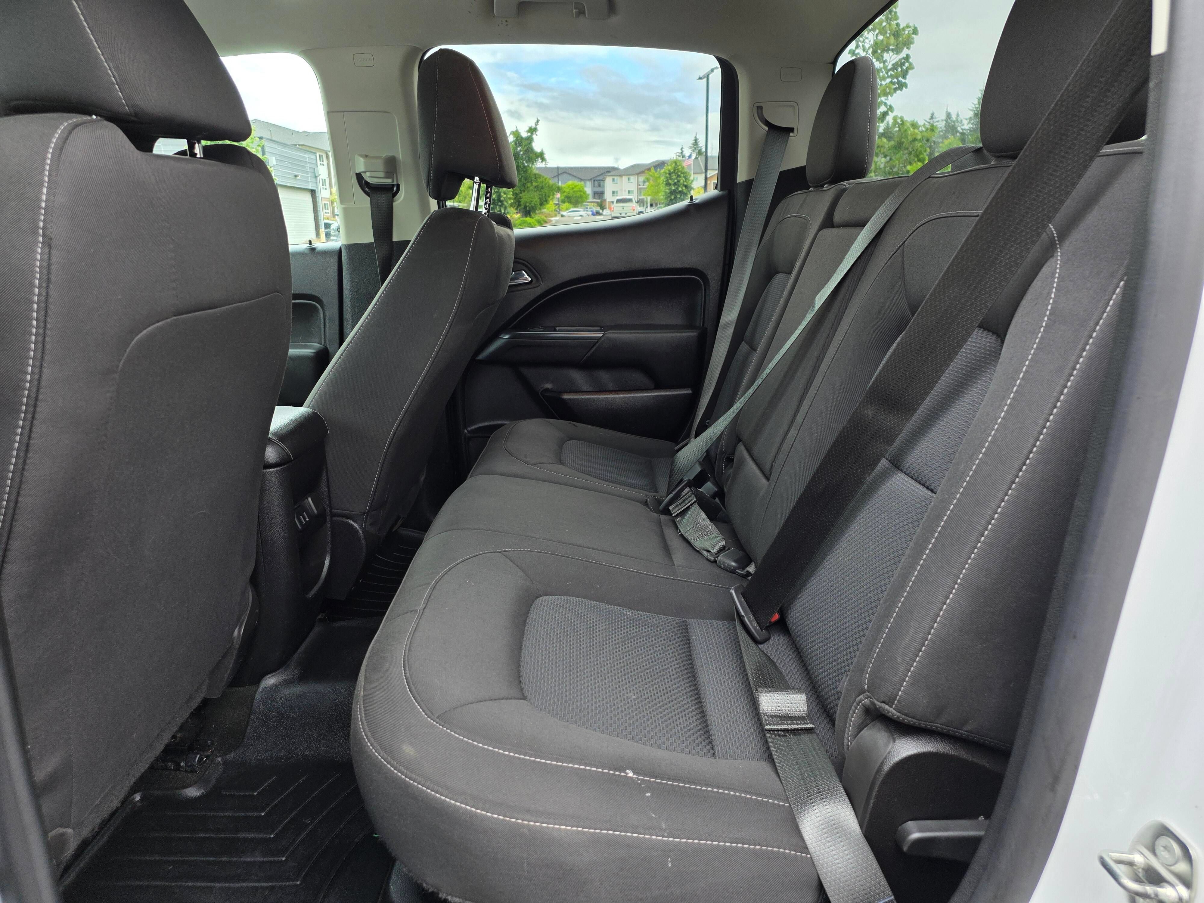 Used 2018 Chevrolet Colorado LT AWD/4WD image 24