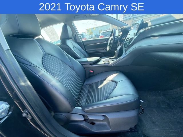Used 2021 Toyota Camry SE FWD image 16