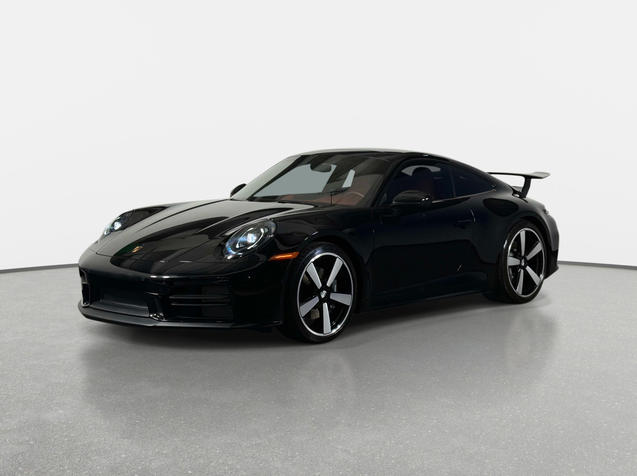 Used 2025 Porsche 911 Carrera RWD image 14