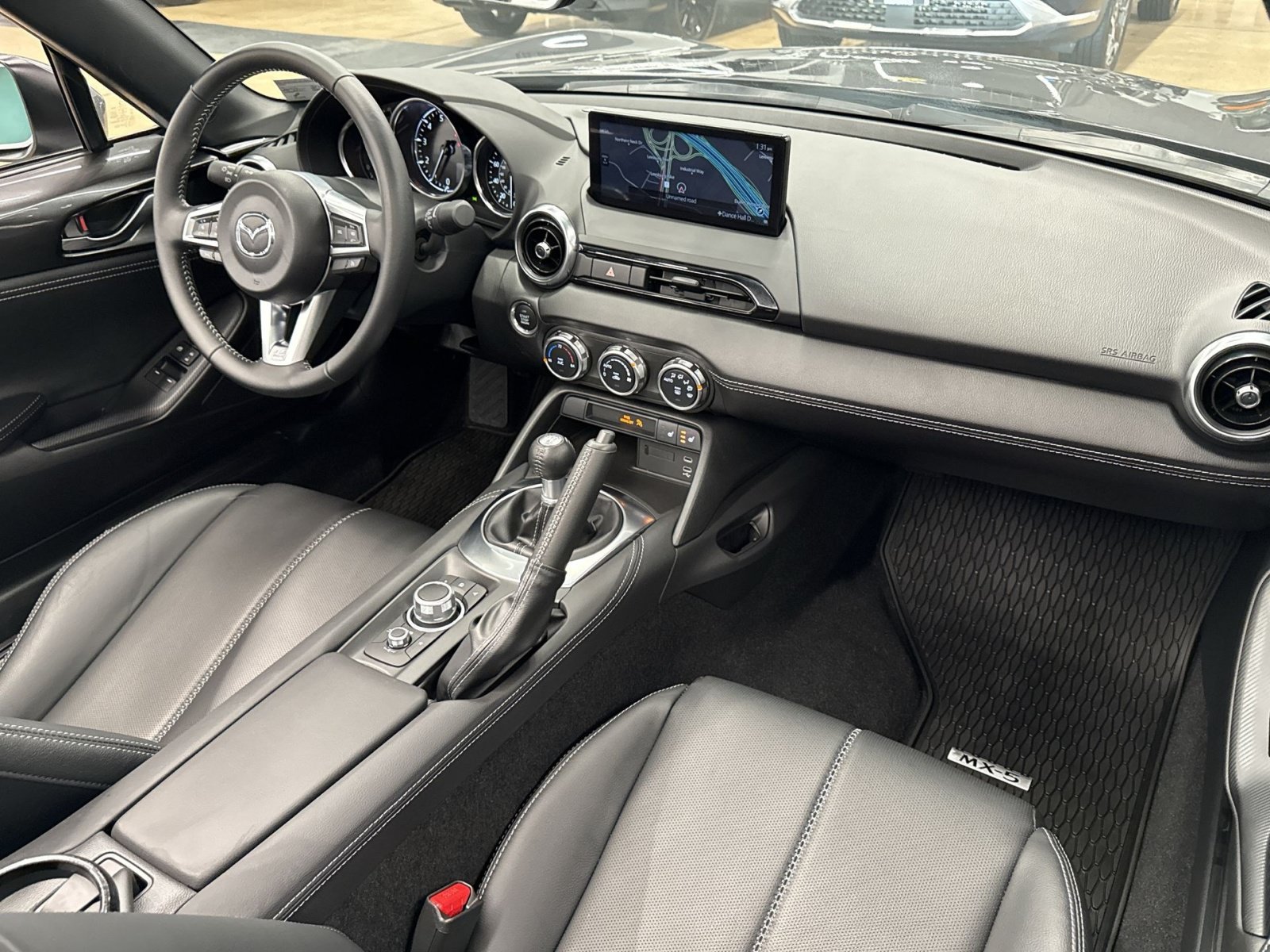 Used 2024 MAZDA MX-5 Miata Grand Touring w/ Weather Package RWD image 24