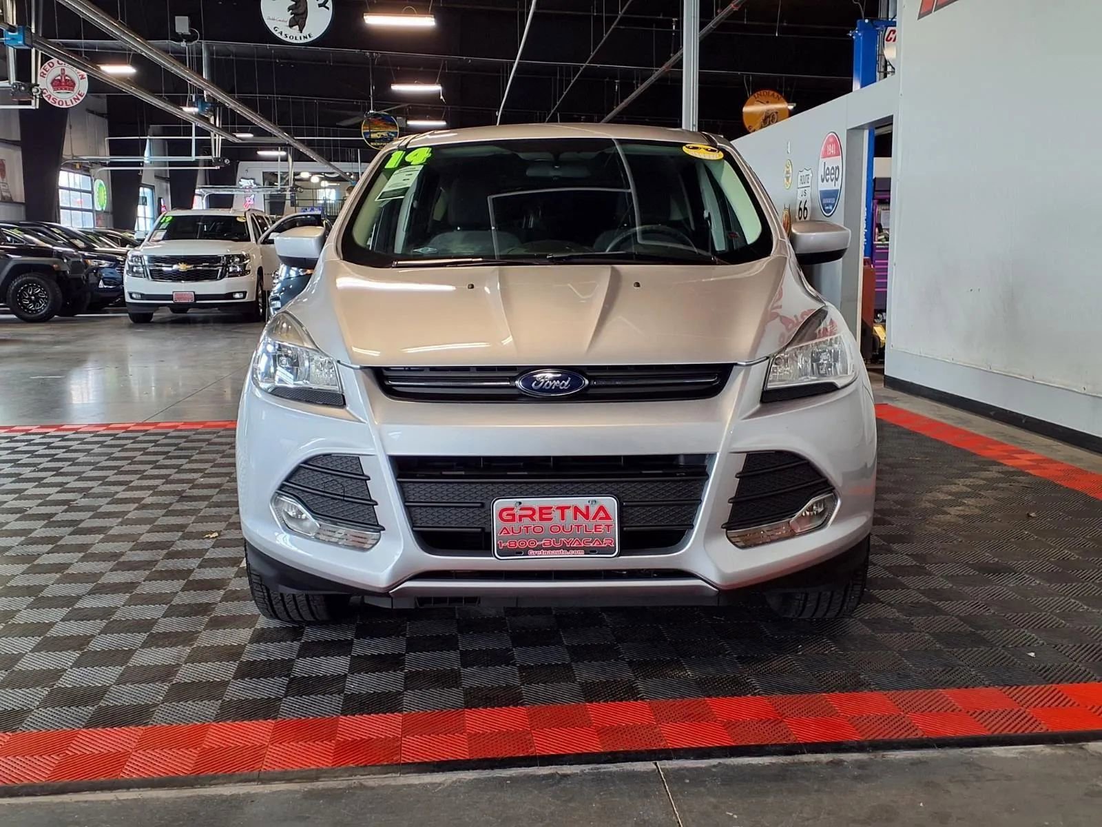 Used 2014 Ford Escape SE FWD image 2