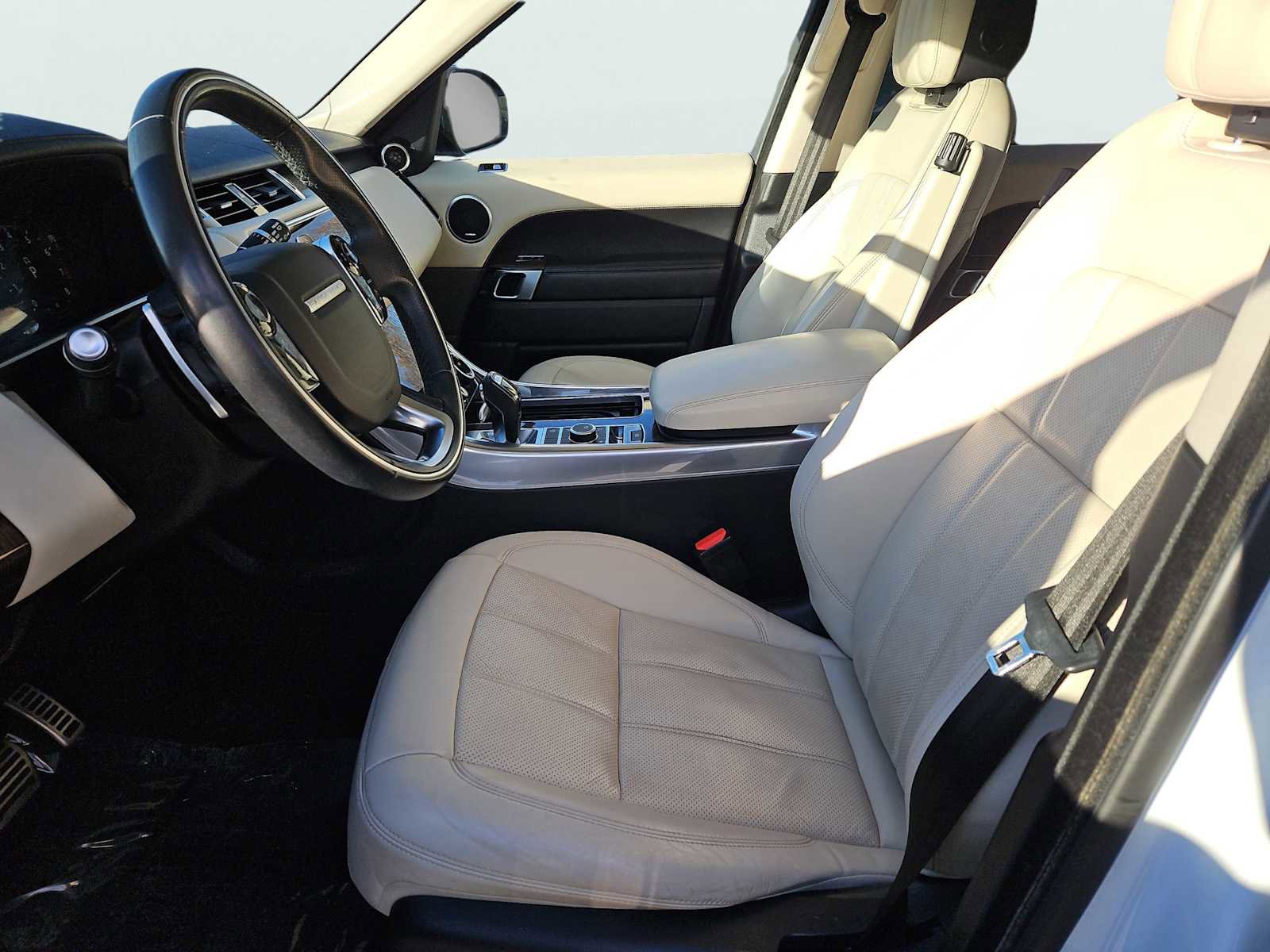 Used 2019 Land Rover Range Rover Sport Supercharged image 35