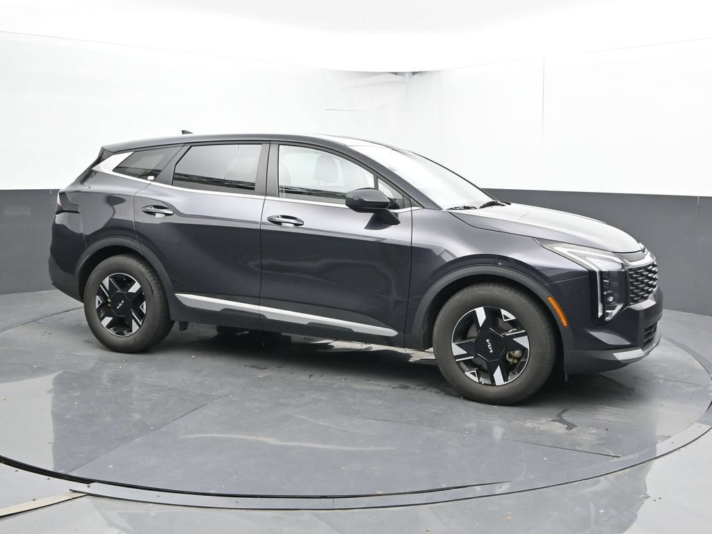 Used 2026 Kia Sportage LX FWD image 4
